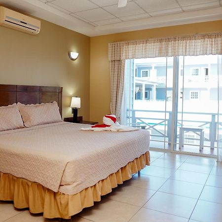 Hotel Casona Del Lago Flores Eksteriør billede