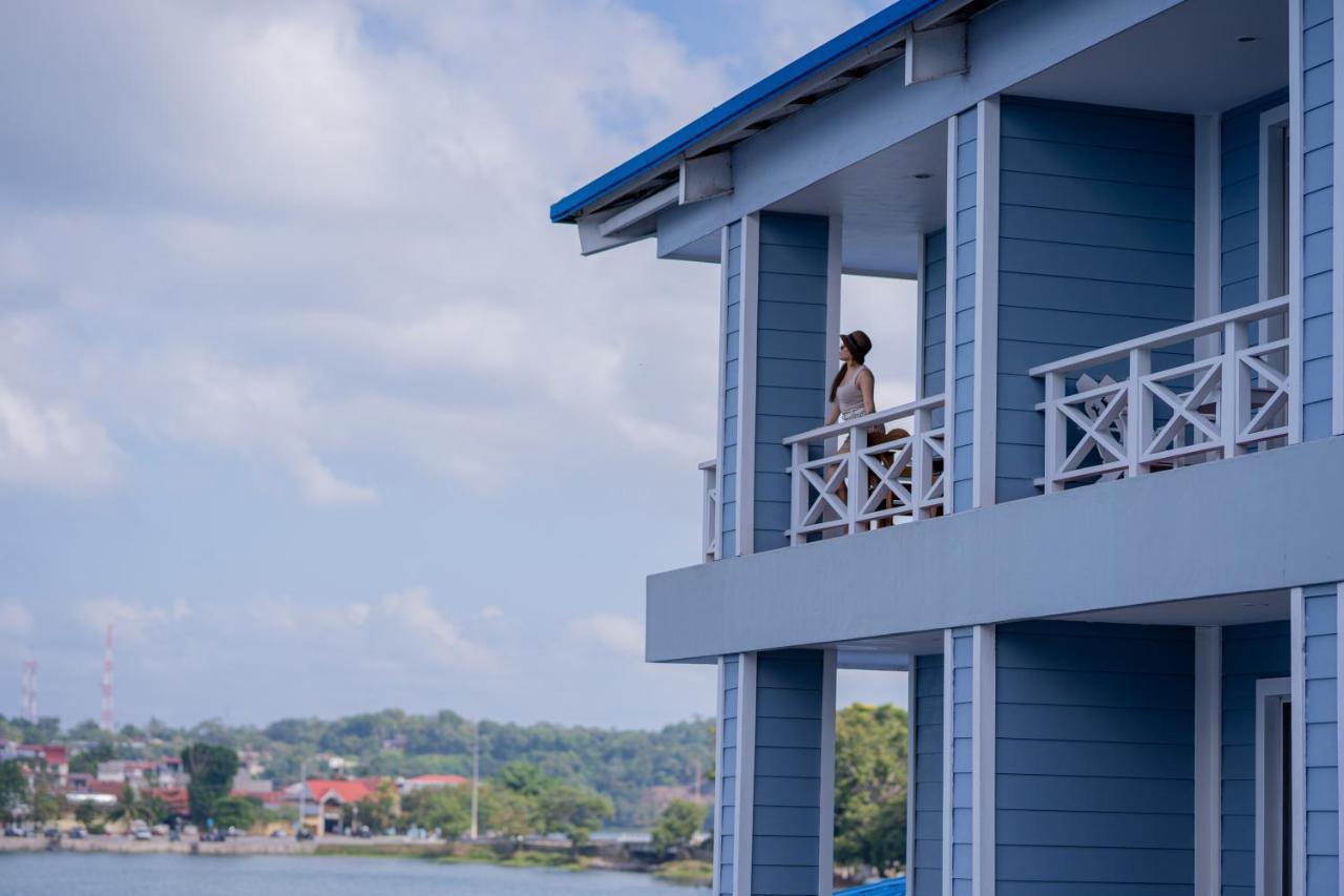Hotel Casona Del Lago Flores Eksteriør billede