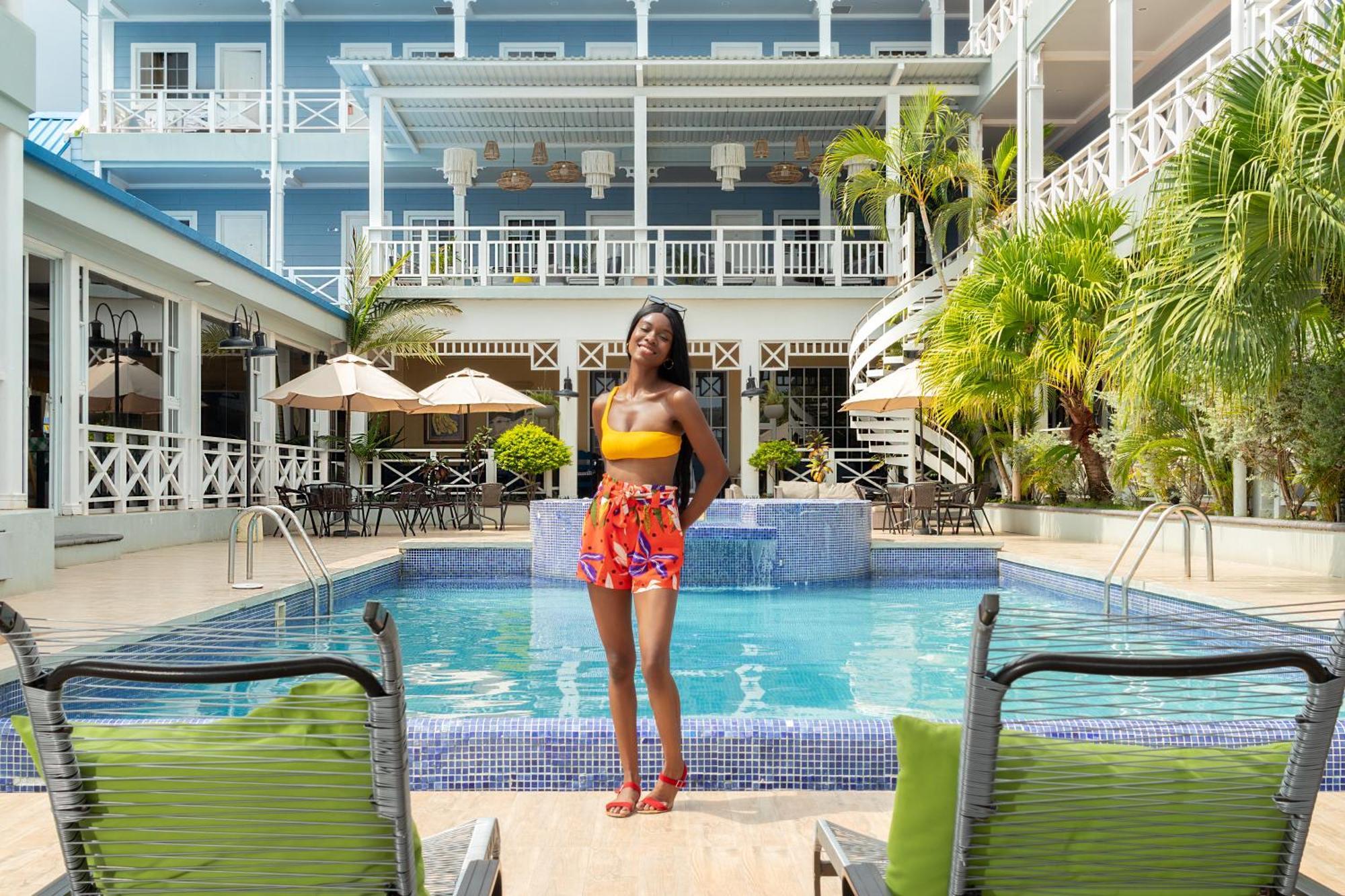 Hotel Casona Del Lago Flores Eksteriør billede