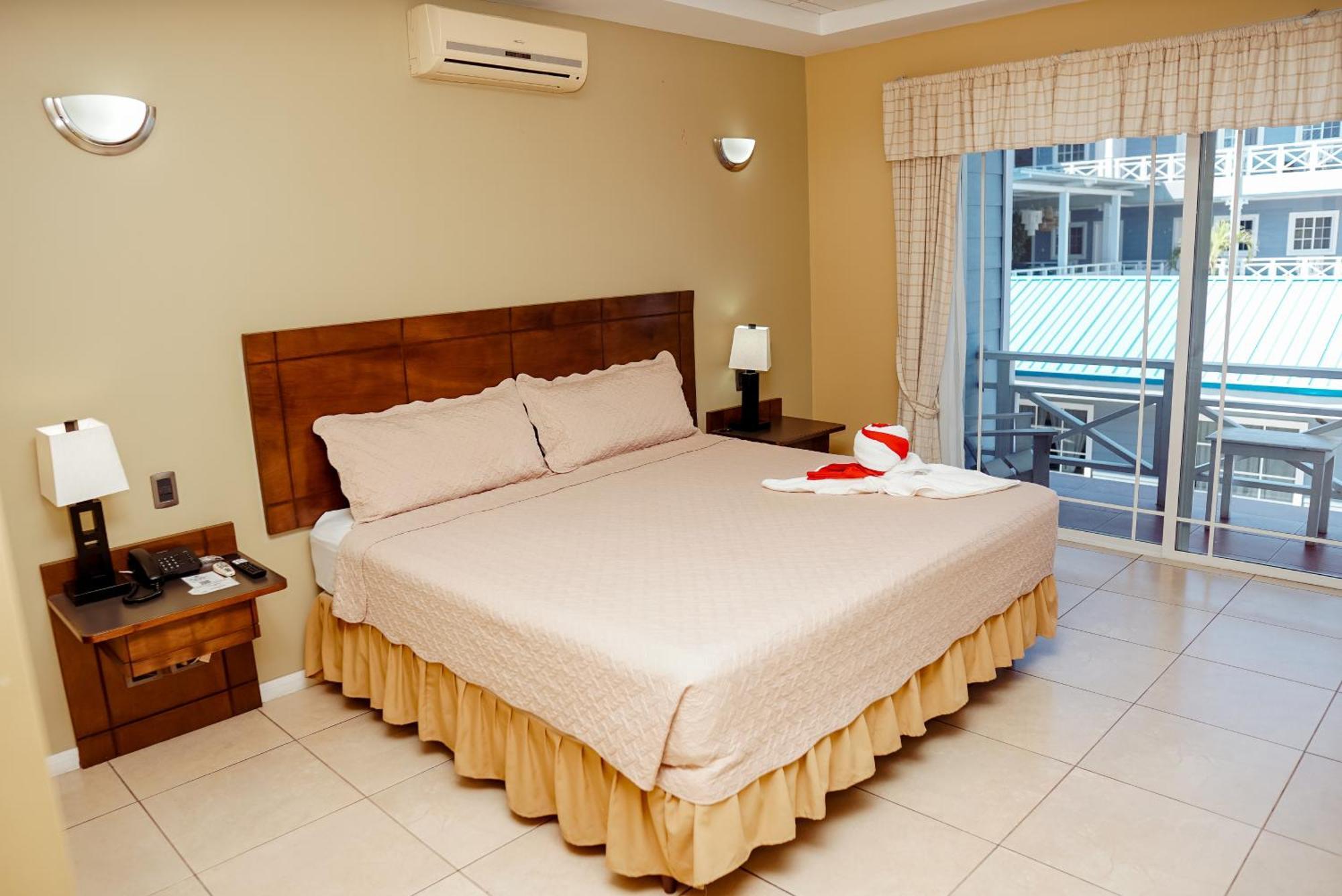 Hotel Casona Del Lago Flores Eksteriør billede