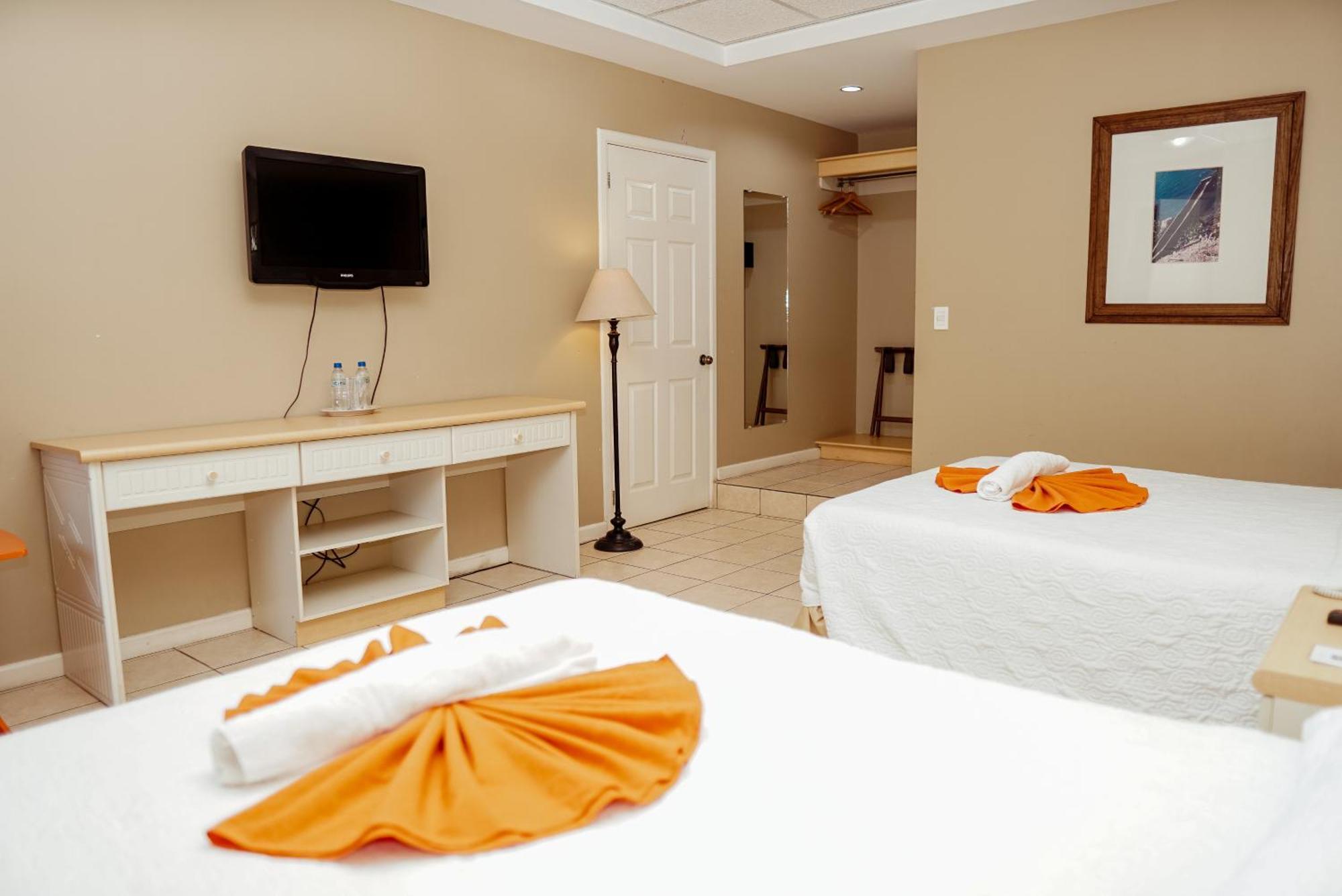 Hotel Casona Del Lago Flores Eksteriør billede